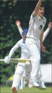  ?? Picture: Gary Browne FM4772383 ?? Kent 2nds’ bowler Grant Stewart appeals against Sussex