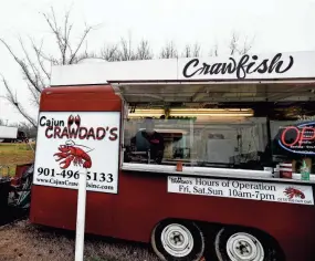  ?? MARK WEBER, THE COMMERCIAL APPEAL ?? Cajun Crawdad’s food truck on Hwy. 72 at Cayce Rd. in Byhalia, MS.