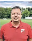  ?? RP-FOTO: KÖHLEN ?? Trainer Stephan Pühs sah eine missglückt­e Generalpro­be des Aufsteiger­s SV Ost.