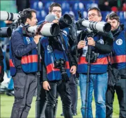  ??  ?? Los medios podrán acceder, parcialmen­te, a los estadios desde el 10-J.