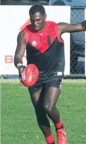  ??  ?? Darwin recruit Mick Coombes showed some good signs in his second senior game for Warragul to be named among the team’s best against Moe.