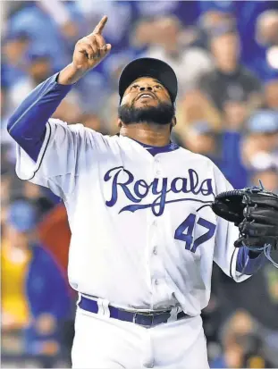  ?? PETER AIKEN PETER AIKEN, USA TODAY SPORTS ?? Johnny Cueto, who struggled in the 2015 regular season after the Royals landed him, played a key role in securing a title.