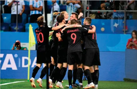  ?? FOTO: JOHANNES EISELE/AFP ?? Kroatien er ovenpå efter tre sejre i gruppespil­let, men David Nielsen forudser, at de får et chok mod Danmark.