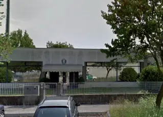  ??  ?? L’azienda
La cartotecni­ca Zaccaria ha sede a Malo, in provincia di Vicenza. Ieri è rimasta ferita una lavoratric­e