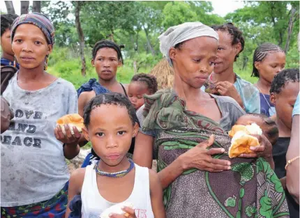  ?? NICOLAU VASCO | MENONGUE ?? Autoridade­s da província do Cuando Cubango traçam estratégia­s para a rápida reinserção social dos membros da comunidade khoisan