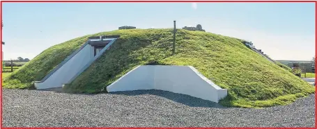  ??  ?? The picnic area at the back of the house, which is so well camouflage­d under its roof of grass that it looks like a mound in the middle of a field