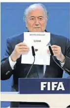  ?? FOTO: WALTER BIERI/DPA ?? Gab 2010 Katar als Ausrichter bekannt: Sepp Blatter.