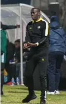  ?? ?? Bafana Bafana assistant coachhelma­n Mkhalele