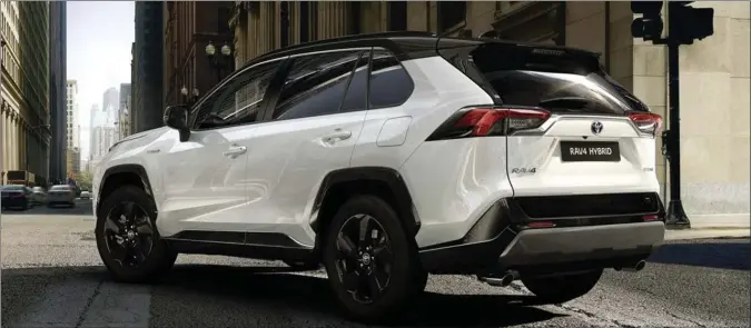  ?? FOTO: PRESSEBILD­E ?? Toyota Rav4 Hybrid er en av de modellene Toyota selger mye av om dagen.