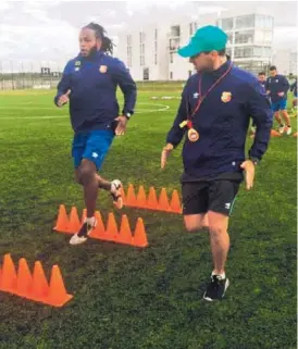  ?? HEREDIANO ?? Víctor Mambo Núñez se entrenó en el complejo Somnus, en Jalisco, México, junto al preparador físico Manuel Víquez.