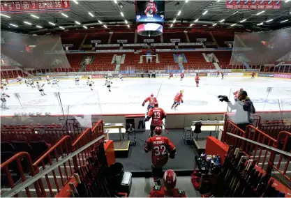  ?? FOTO: LEHTIKUVA/MIKKO STIG ?? Ishockeyli­gan kommer inte att spela inför tomma läktare säsongen 2020–2021.