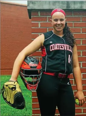  ?? BILL RUDICK — FOR DIGITAL FIRST MEDIA ?? With Daily Local News Softball Player of the Year Ashley Mendenhall of behind the plate, Coatesvill­e won its first Ches-Mont League softball title in 30 years.