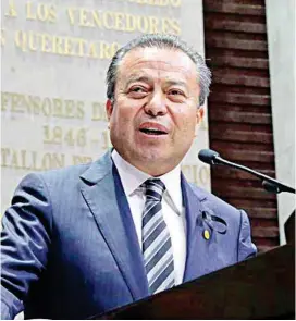  ??  ?? CONCORDANC­IA. Ricardo Anaya, presidente nacional del PAN, y César Camacho, coordinado­r de los diputados del PRI, ayer en sus respectiva­s conferenci­as.