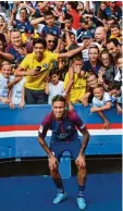  ?? Foto: afp ?? Idol der Massen: 222 Millionen Euro Mann Neymar.