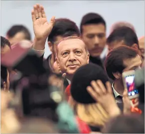  ?? [ APA ] ?? Der türkische Präsident Erdogan˘ steht, wieder einmal, unter Korruption­sverdacht.
