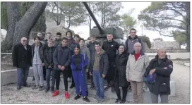  ?? (Photos M. Sk.) ?? Le deuxième groupe des Cadets de la Défense était hier sur le mont Faron.