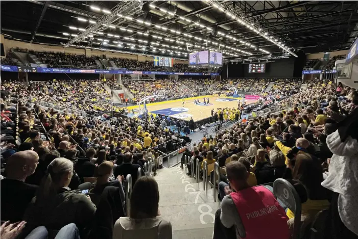  ?? BILDER: GUSTAF HALLIN ?? EM-kval i basket mellan Sverige och Bulgarien i Partille Arena 22 februari 2024.