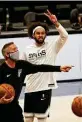  ?? Ronald Cortes / Contributo­r ?? The Spurs listed everyone but injured Derrick White available for Monday’s game before it was postponed.