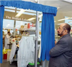  ??  ?? Dr Sheikh Sultan during the inaugurati­on of Sharjah Laboratory at Francis Crick Institute in London. The lab will utilise its research capacity to find the underlying causes of NCDs, including cancer.