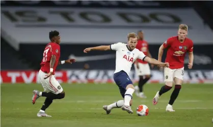  ??  ?? Harry Kane made little impact in Tottenham’s 1-1 draw with Manchester United, his first appearance after six months out with a hamstring injury. Photograph: Matthew Childs/NMC/Reuters Pool/EPA