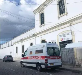  ??  ?? PRUEBAS. El Ministerio de Salud, hace unos 20 días, evaluó a un grupo aleatorio de presos.