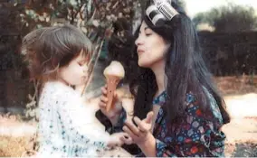  ??  ?? Martha Argerich y su hija Stéphanie, directora del documental “Bloody Daughter”.