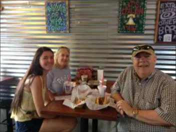  ?? SUBMITTED PHOTO ?? The Delaware County family of New Orleans restaurant owner Michael Casey is pictured on a recent visit to Michael’s Liberty Cheesestea­ks restaurant. Above, is Michael’s sister, Jennie Alessandro­ni and his parents, Nancy and Joe Casey. Although separated by miles, Michael will join his family long distance on Sunday to root for the Birds.