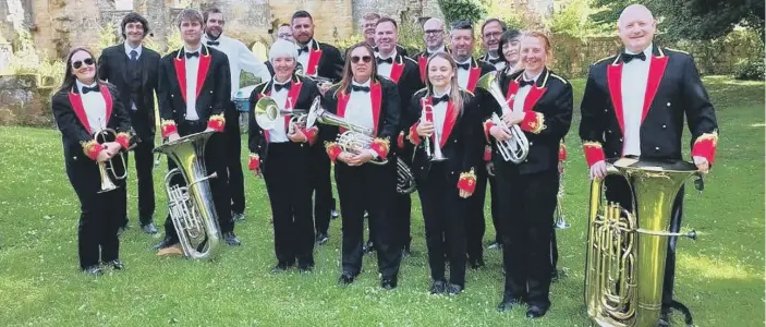  ?? ?? Easington Brass Band.