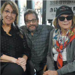  ?? PHOTO STEVENS LEBLANC ?? Les comédiens Suzanne Champagne et François Parenteau ainsi que Denise Filiatraul­t étaient à Québec hier pour parler du spectacle Revue et corrigée.