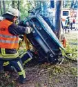  ?? Foto: Heckmann ?? Bei einem Unfall bei Neu Ulm ist am Mittwochmo­rgen ein 18 Jähriger ver letzt worden.