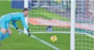  ??  ?? goal.com Television replay footage shows that Lionel Messi’s shot completely crossed the goal-line at Mestalla Stadium on November 26, 2017.
