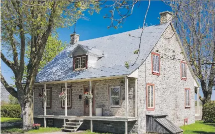  ?? PHOTOS: PERRY MASTROVITO ?? Built in 1835, the house stands on a vast lot of almost 4,000 square metres that includes other buildings near St-Eustache.