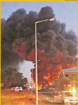  ?? PHOTO: FLASH 90 ?? A plastics factory in Sderot was hit by a Hamas rocket last weekend