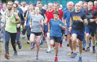  ?? Picture: Andy Jones FM4933710 ?? Competitor­s get into their stride at Malling parkrun