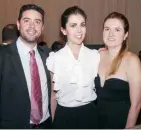  ??  ?? Roberto Hidalgo, Laura Campos y Dulce Sánchez.