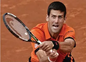  ?? GETTY IMAGES ?? Facing a test: Novak Djokovic keeps fighting in Paris