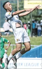  ?? (File pic) ?? Mbabane Highlander­s’ Banele ‘Stiga’ Ndzabandza­ba will be unavailabl­e for selection for the next two league games, against Moneni Pirates and Tambuti, after accumulati­ng three yellow cards.