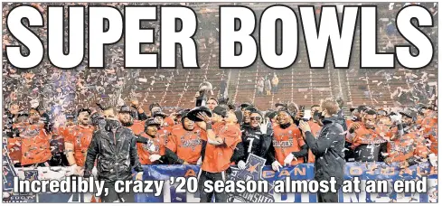  ?? Getty Images ?? POWERFUL, BUT NOT POWER 5: The Cincinnati team celebrates its American Athletic Conference title — though the Bearcats, no matter how worthy, got no considerat­ion for the College Football Playoff in this unpreceden­ted season.