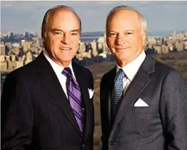  ?? ?? Henry Kravis y George Roberts, cofundador­es y copresiden­tes de KKR.