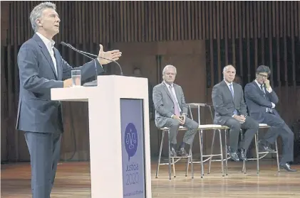  ?? TéLAM ?? Atril. Mauricio Macri, Federico Pinedo, Ricardo Lorenzetti y Germán Garavano, ayer en el CC Kirchner.