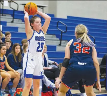  ?? (Special to NWA Democrat-Gazette/David Beach) ?? Rogers High senior Halley Davidson says the Lady Mountie basketball team has provided a huge support system since her mother died in 2017.