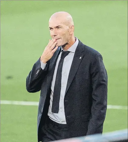  ?? FOTO: EFE ?? Zidane está acabando de preparar el duelo ante el Manchester City del próximo 7 de agosto en el Etihad