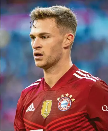  ?? Foto: Sven Hoppe, dpa ?? Joshua Kimmich will sich nicht gegen das Coronaviru­s impfen lassen, weil er persönlich­e Bedenken bezüglich der Langzeitfo­lgen hat. Mit dieser Haltung löste der Nationalsp­ieler eine gesellscha­ftliche Debatte aus.