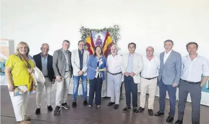  ?? CÓRDOBA ?? Carmen Crespo, Ignacio Fernández de Mesa y José Antonio Nieto, en el centro, ayer en Asaja Córdoba.