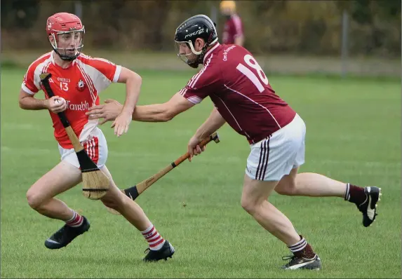  ??  ?? Catch me if you can says Dromtariff­e’s Seán Howard against Freemount during the E Tarrant &amp; Sons Duhallow JAHC quarter final in Kilbrin. Photo by John Tarrant