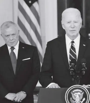 ?? FOTO: AFP ?? El Rey Abdalá II y Joe Biden, en conferenci­a de prensa conjunta.