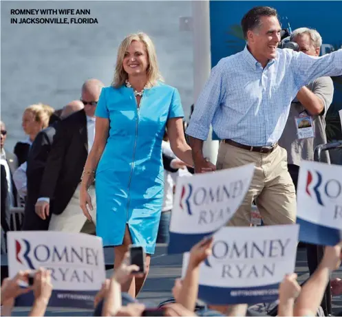  ??  ?? ROMNEYWITH WIFE ANN IN JACKSONVIL­LE, FLORIDA