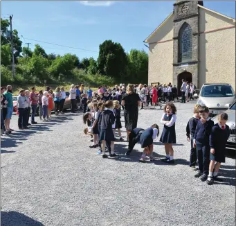  ??  ?? Friends, family, pupils and former pupils of Analeentha NS gathered at the local church to honour Susan O’Keeffe’s almost four decades’ contributi­on to the local community.