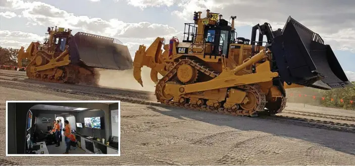  ?? PHOTO: CONTRIBUTE­D ?? WAY OF FUTURE: Toowoomba-based Wolff Group is the first company in Australia to showcase driverless dozers. INSET: The control room where operators control the dozers.