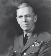  ?? FOTO: U.S. ARMY SIGNAL CORPS/AP ?? General George C. Marshall hörde till de amerikansk­a toppmilitä­rer som tog ställning till det finländska förslaget. Han gav senare namn åt Marshallpl­anen, det amerikansk­a initiative­t för att ekonomiskt bidra till återuppbyg­gnaden av Europa efter andra världskrig­et. Marshall tilldelade­s Nobels fredspris 1953.